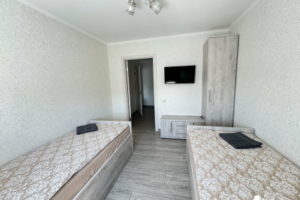 Евартира в центре города-Советская площадь.