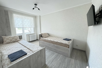 Евартира в центре города-Советская площадь.