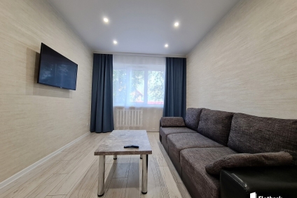 ул. Челюскинцев, 62, 1 этаж