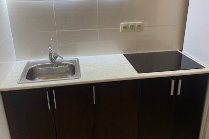 Однокомнатная квартира в центре, Площадь Славы