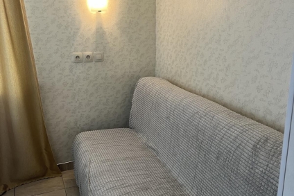 Однокомнатная квартира в центре, Площадь Славы