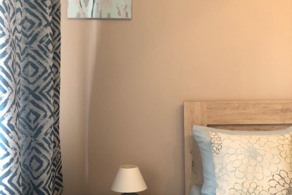 ЧИСТАЯ, УЮТНАЯ КВАРТИРА ПО ПР-Т.ШМИДТА