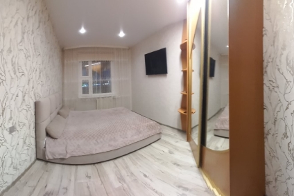 Центр, университет Кулешова. Ночь 40р. Часы 15р.