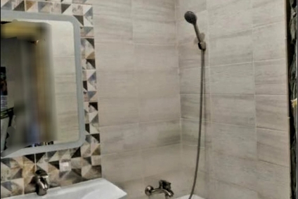 Центр, университет Кулешова. Ночь 40р. Часы 15р.