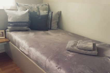 8 спальных мест. Возможен безнал. Пакет документов