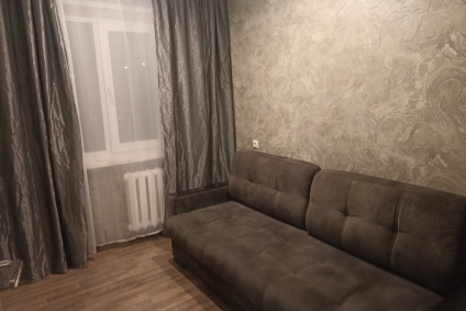 Сдаю двухкомнатную квартиру на сутки,часы