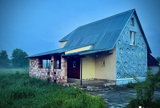 Двухэтажный дом с баней на Садовой